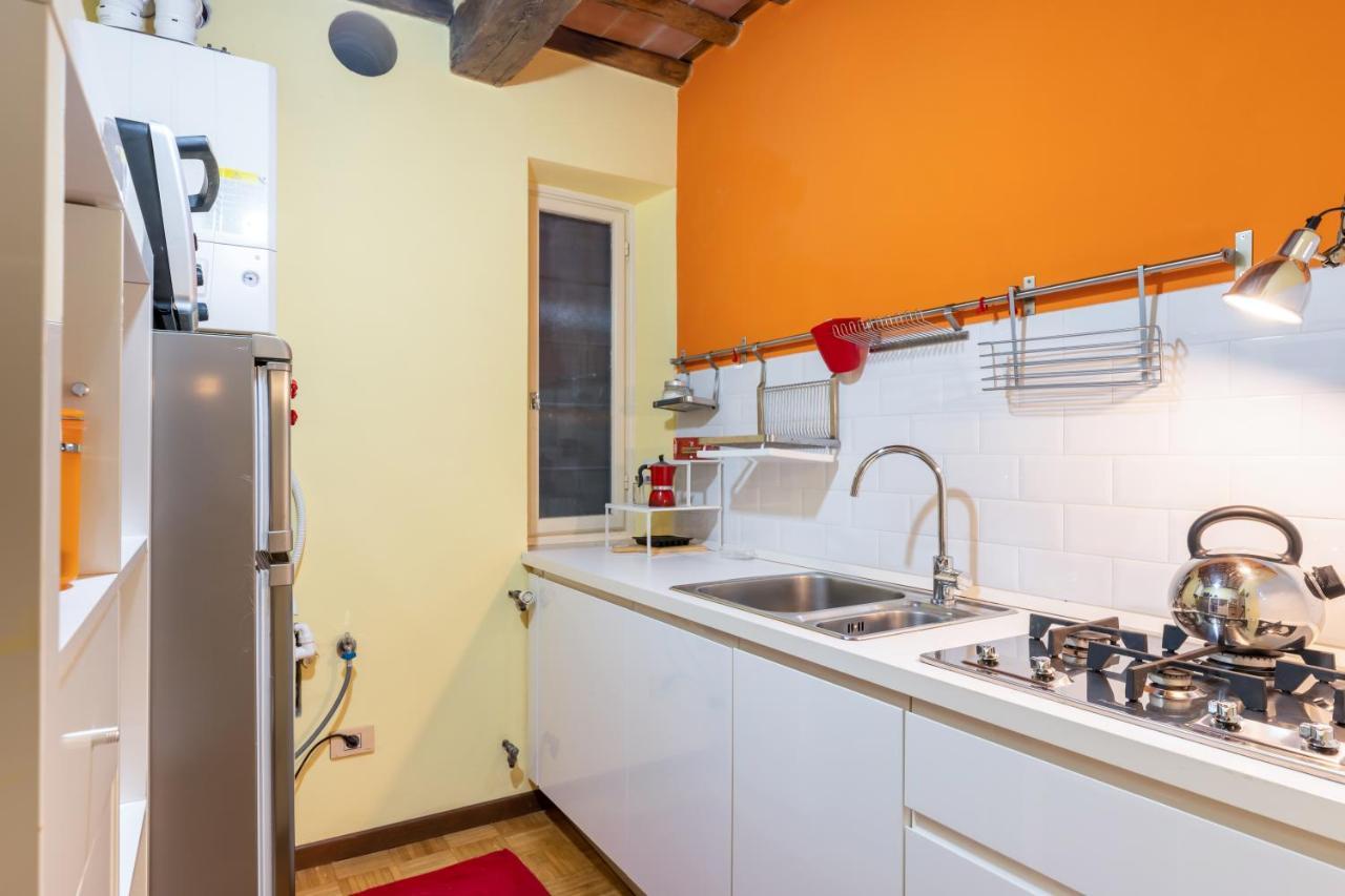Piazza Napoleone Lovely Central Apartment Lucca Luaran gambar